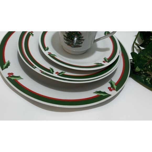 Pacific Rim CHRISTMAS TREE Porcelain dinner salad plates Cups & Saucers 5 piece - Picture 5 of 7